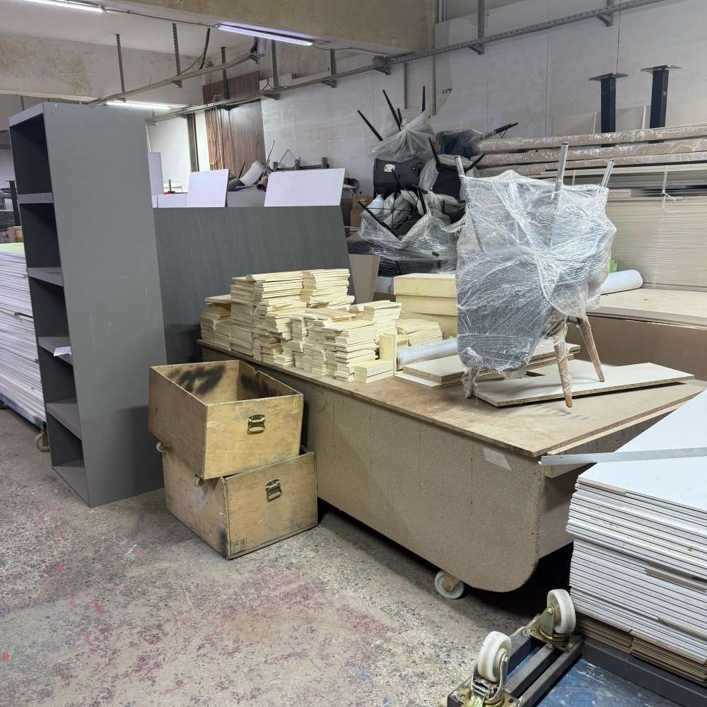 in-house-production-middle-card-1000×1000